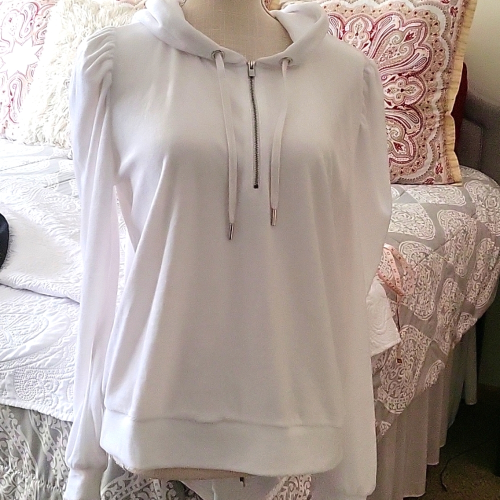 GENERATION LOVE White Hoodie